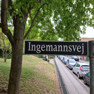 LITTERATUR PÅ GADEPLAN - INGEMANNSVEJ