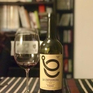 2016 La Enfermera Tempranillo Toro