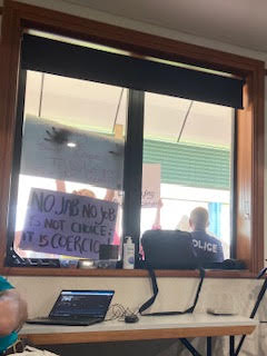 FAB FM Radio Port Douglas Mossman