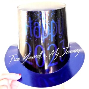 Tis A New Year 🎉👱♀️🐶🎉 2023!