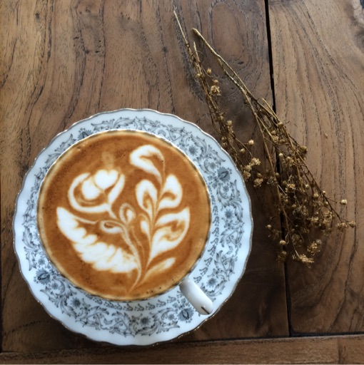 Pesen Latte gak ada Art nya = Gak ENAK!!