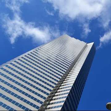 คอนโดอยู่ฟรี vs. คอนโดเงินทอน คอนโดอยู่ฟรี vs. คอนโดเงินทอน