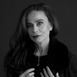 Actress Lena Olin