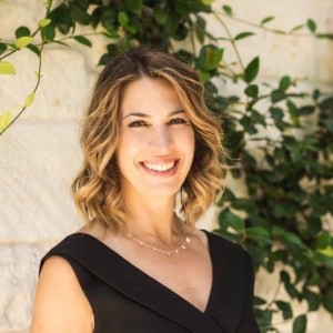 Elizabeth Riley, "Your Vibe Attracts Your Tribe", CEO of the Luxe Property Group powered by eXp Realty shares her story on Global Luxury Real Estate Mastermind with Michael Valdes Podcast #171