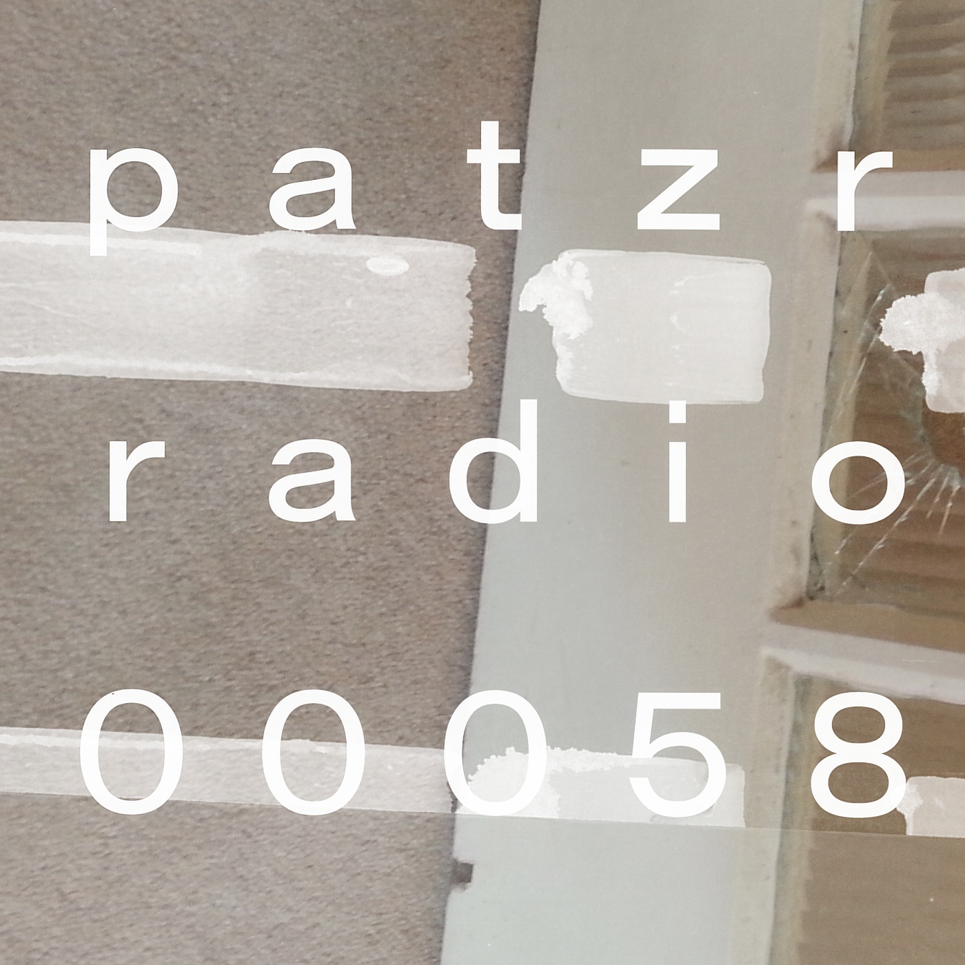 ｐａｔｚｒ ｒａｄｉｏ ｆｉｆｔｙ－ｅｉｇｈｔ - HALF HEAD COLOUR