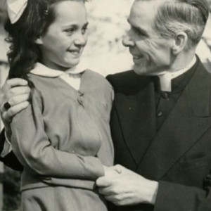Bishop Sheen - Women as Objects Not Persons. Also a catechism talk on ”the Mother of Jesus”.